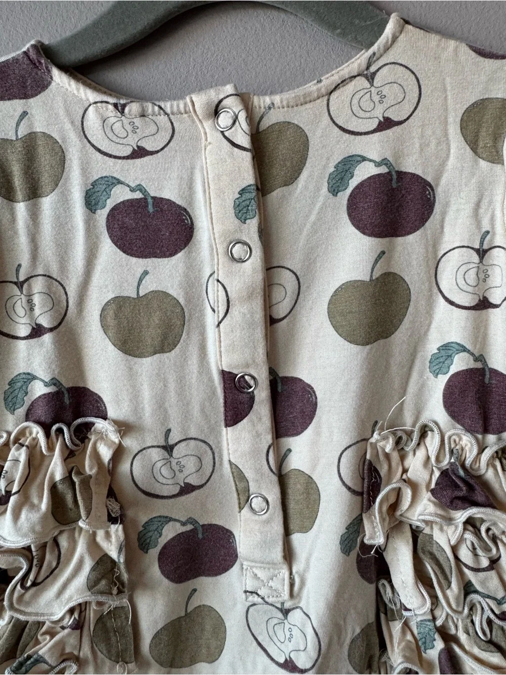 Kate Quinn Bamboo Apple Print Long Sleeve Side Ruffle Bubble Romper 6-12 Months